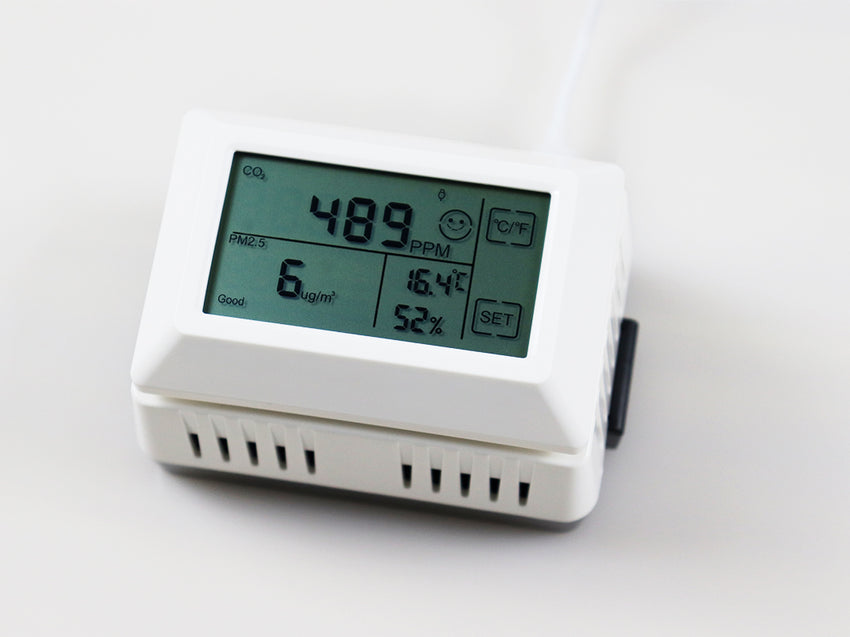 Misol 7-in-1 indoor monitor CO2, PM1.0, PM2.5, PM4.0, PM10, temperature, and humidity